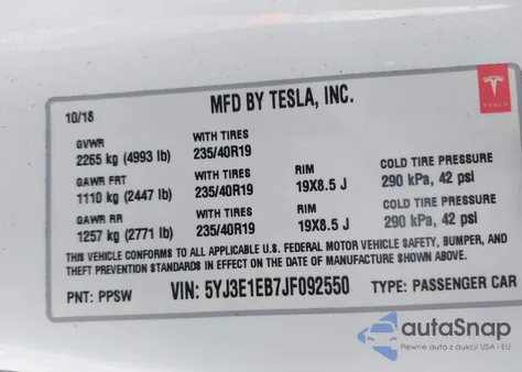 2018 Tesla Model 3 Long Range/Performance z USA, uszkodzony, nr VIN 5YJ3E1EB7JF092550